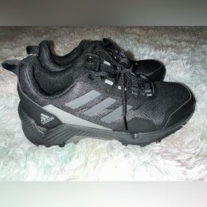 New Adidas Eastrail 2.0 Black Sneakers Size 37.5
